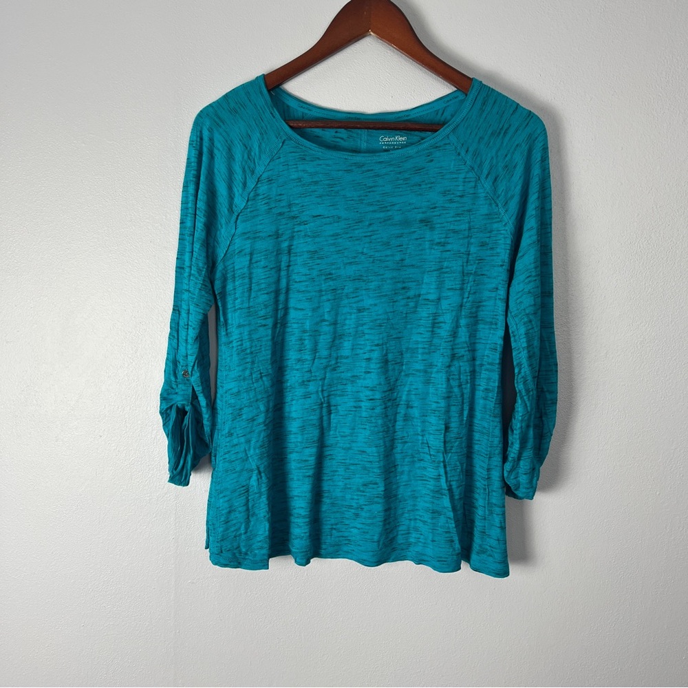 Calvin Klein performance 3/4 sleeve blue top